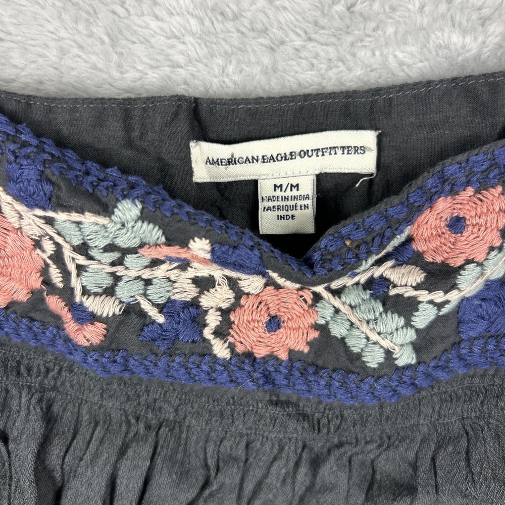 American Eagle Women's Top Medium Gray Embroidered Peasant Boho Gypsy - Picture 2 of 5